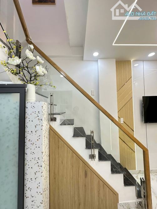 Nhà mới full nt đẹp giữa lòng SG quận 10 - 4