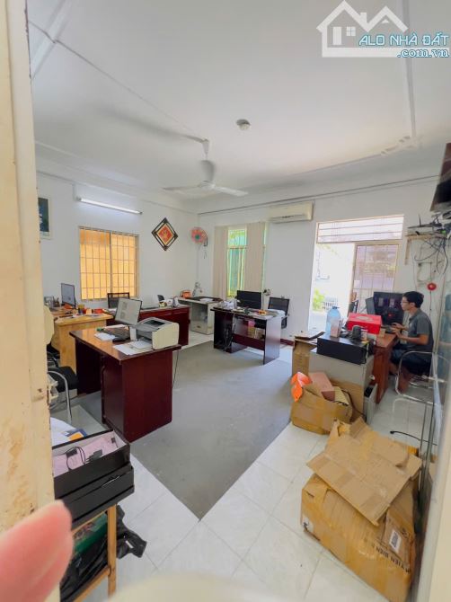 CẦN BÁN NHÀ 04 TẦNG MẶT TIỀN ĐƯỜNG HOÀNG VĂN THỤ, TP NHA TRANG 16,5 TỶ - 4