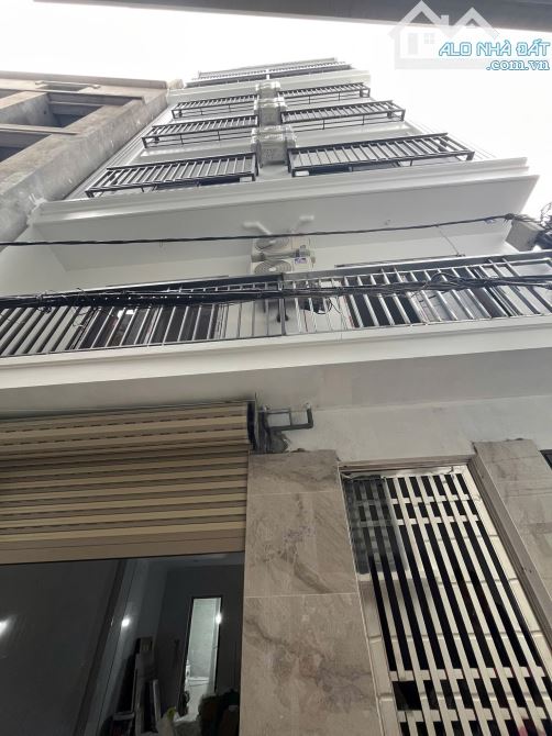Bán tòa CHDV đườngTrần Quốc Vượng quận Cầu Giấy - Sổ 60m2 - 7 tầng - MT 7m - 12 phòng víp - 4