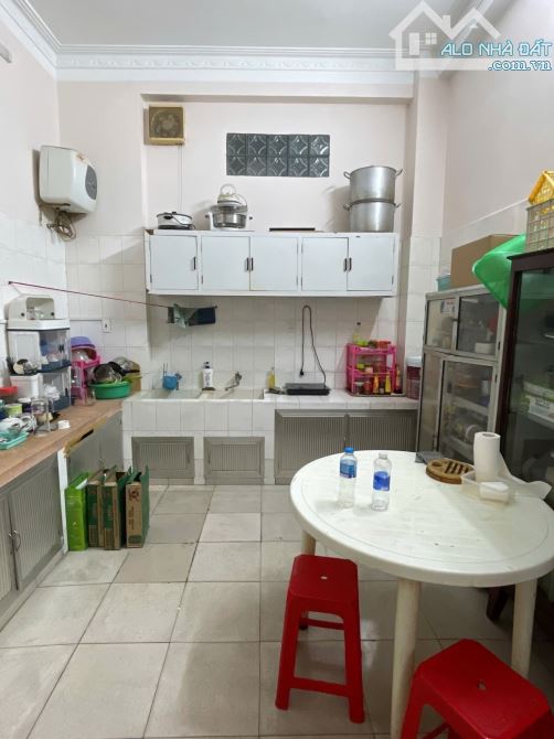 Bán nhà Quận 10 - khu phân lô - 109m2 - ngang 6m - 3 tầng - xe tải quay đầu - 4
