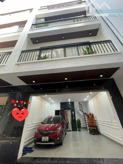 SIÊU PHẨM NHÀ ĐẸP – PHỐ NGỌC LÂM – 35M 6 TẦNG THANG MÁY – Ô TÔ ĐỖ CỬA -MT 5M – NGÕ THÔNG N - 4