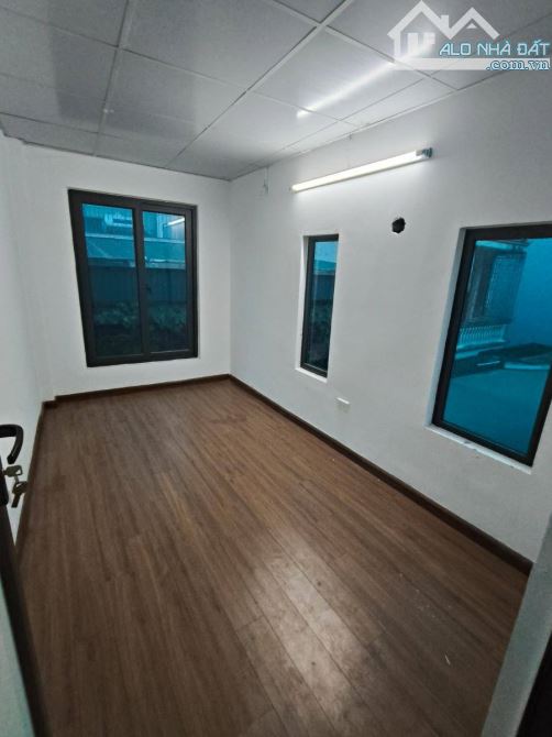 BAN Nha TRƯƠNG ĐỊNH – 34M² x 5 TẦNG – 6 PHÒNG NGỦ – NGÕ Ô TÔ - KINH DOANH–CHỈ  5.95TỶ. - 4