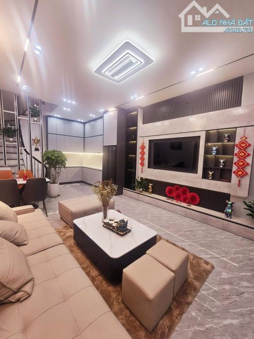 Bán Nhà Trương Định - Full Nội Thất - Ngõ Thông 42m2 4 tầng  7,95 Tỷ - 4