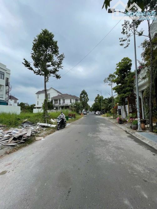 NẮM CHÍNH CHỦ BÁN NỀN BIỆT THỰ ĐƯỜNG SỐ 2 KHU NAM LONG - 4