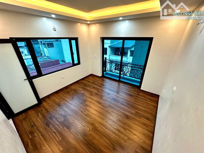 🔥 BÁN GẤP – NHÀ PHỐ KẺ TẠNH, 30m² x 6 TẦNG, LÔ GÓC, NGÕ RỘNG – GIÁ CHỈ 6.5 TỶ 🔥 - 4