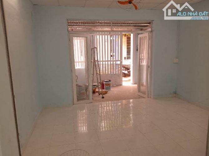 Gần chợ Nguyễn sơn 2mặt tiền -Hẻm xe tải thông tứ phía-Ngang hơn 6m-Dài 12m-Chỉ 6xxxtỉ - 4