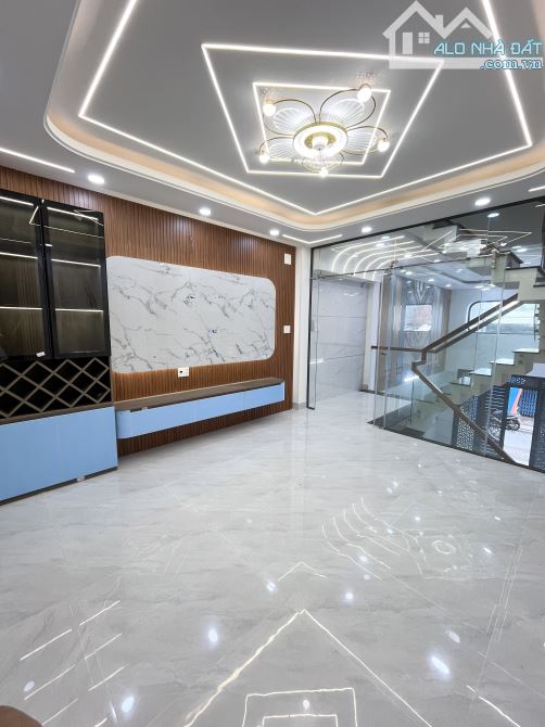 Bán nhà mới xây Hương Lộ 2, Ngã tư Bốn xã, 5 tầng, 4X14, Đường 8m, tặng full nội thất. - 3