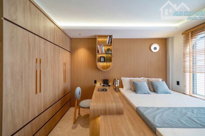 💥VILLA 5 TẦNG XINH LUNG LINH - XE HƠI NGỦ NHÀ - 4.5 X 17 - NGAY CÔNG VIÊN LÀNG HOA GÒ VẤP - 5