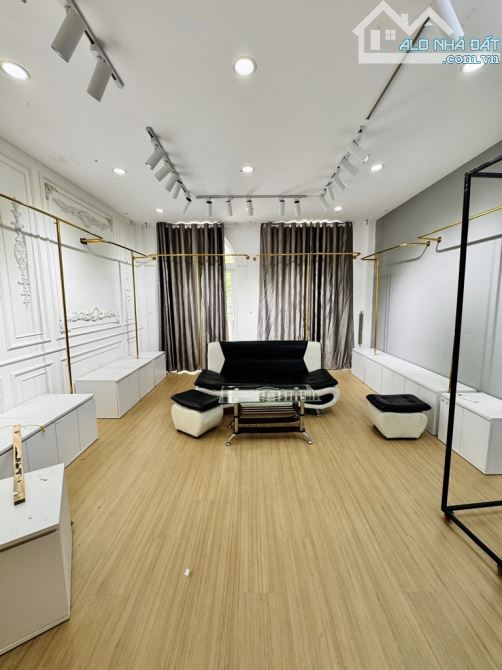 KHU VIP - HXH 1 TRỤC - SÁT MT - TRƯỜNG SA - PHÚ NHUẬN - NHÀ 5 TẦNG - 86M2 - CHỈ 22.39T TL - 5