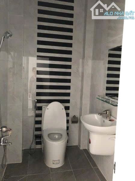 Nhà đẹp Phú Nhuận-Giáp Quận 1-Hẻm ô tô-Sát MT Hoàng Văn Thụ-P8-51m2-3tầng-4PN - 5