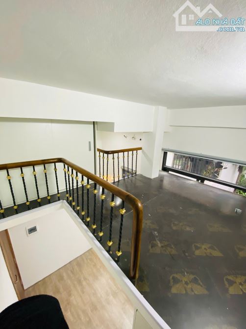 Cho Thuê CCMN Ngõ 235 Yên Hoà Cầu Giấy 30m2 Gác Xép Ban Công Thang Máy Full Đồ Gần Chợ Lớ - 5