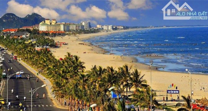 BÁN NHÀ 3 TẦNG ĐƯỜNG CHÍNH HỮU - VỊ TRÍ VIP GẦN BIỂN PHẠM VĂN ĐỒNG - GIÁ 13 TỶ - 5