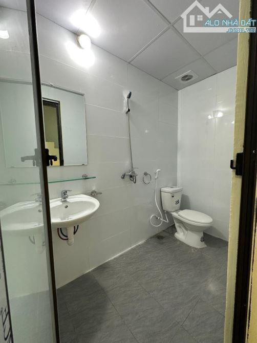 Bán LK Kiến Hưng 5T, cận góc VIP, đang cho thuê 20tr/ tháng - 5
