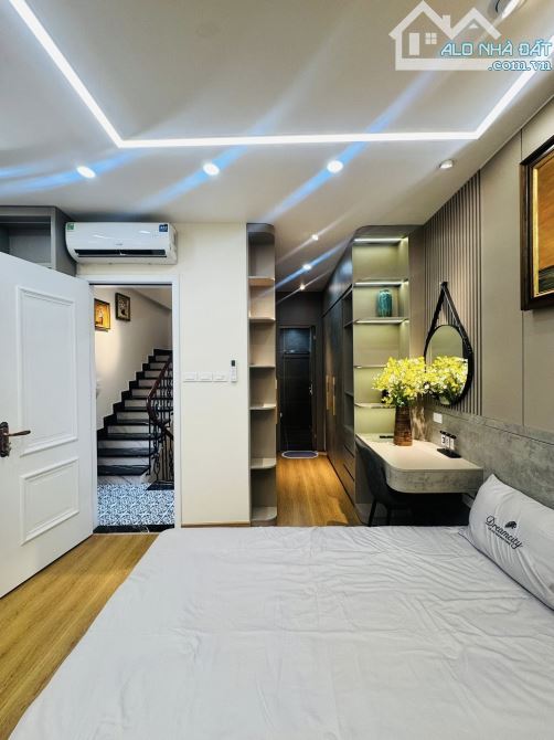 KHƯƠNG ĐÌNH THANH XUÂN - 5 TẦNG XÂY MỚI DT RỘNG 45M2 - GIÁ CHỈ 8 TỶ xx CỰC HIẾM!!!! - 5