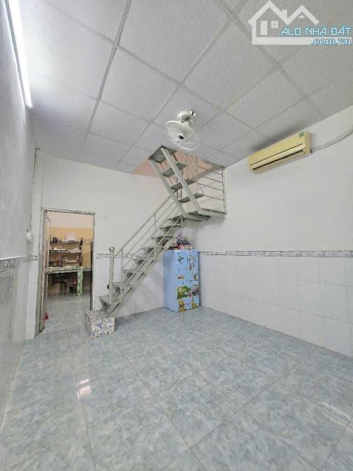 NHÀ NGAY CHỢ ĐẦU MỐI Tỉnh lộ 43, 2,2 tỷ, 44m2, 2PN, 1WC, giá siêu hời - 5