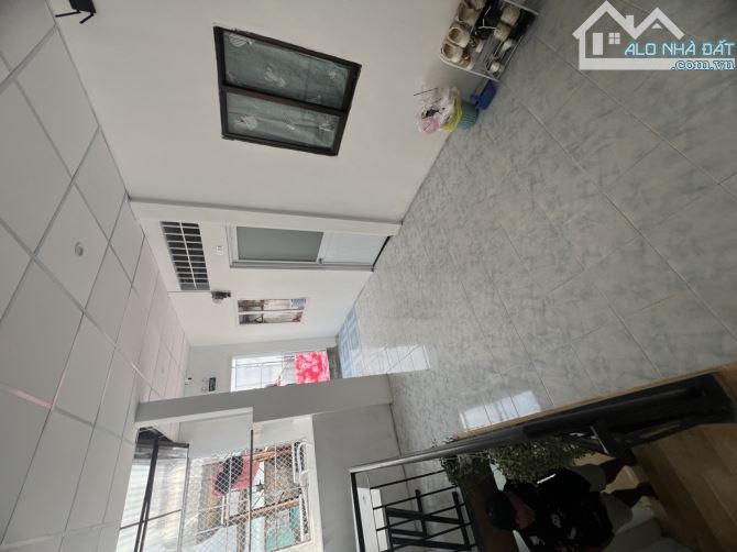 NHÀ 3 TẦNG -HỒNG BÀNG-101M2,NGANG 7.2M-GIÁ 7.5 TỶ - 5