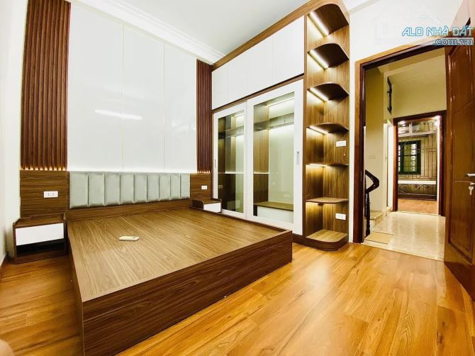 BÁN NHÀ KIM GIANG THANH XUÂN, 5M RA Ô TÔ, 20M RA MẶT PHỐ, 38/44M2 x 5T, MT3.7M, GIÁ CHÀO 9 - 5