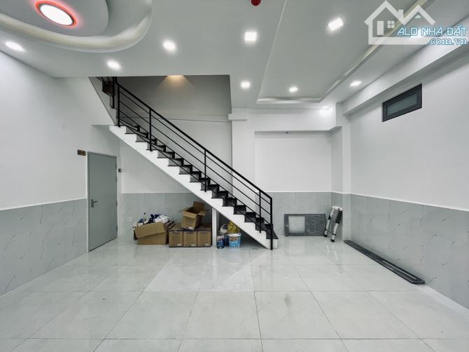 Siêu Phẩm CHDV Gò Vấp – Mặt Tiền Khủng 6.1m – 17 Phòng – Dòng Tiền 6% /năm - DT 129 m2 - 5