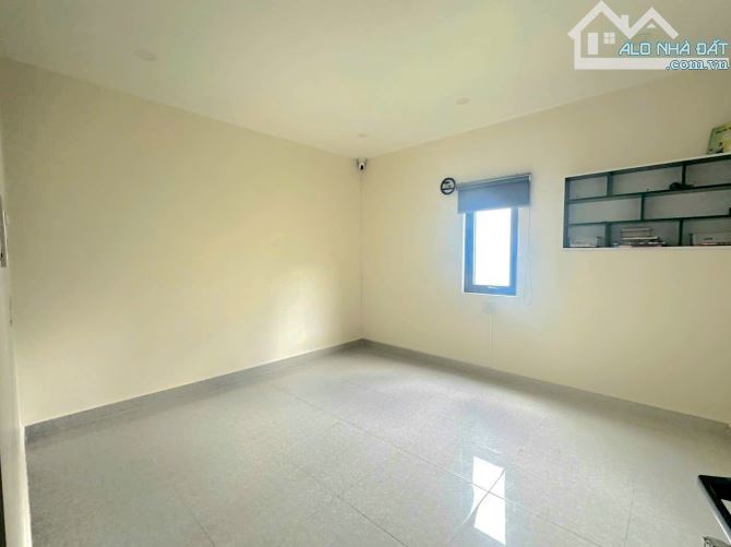 10,5 TỶ  MẶT TIỀN HƯỚNG ĐÔNG NAMSỔ RIÊNG - HOÀN CÔNG P.XUÂN HƯƠNG ĐÀ LẠT - 5
