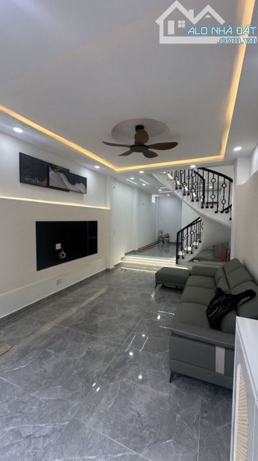 Bán nhà mới 2 tầng khu VIP 36 hecta, Tân Thới Nhất 1B, Tân Thới Nhất, Quận 12, giá 4.x Tỷ - 5