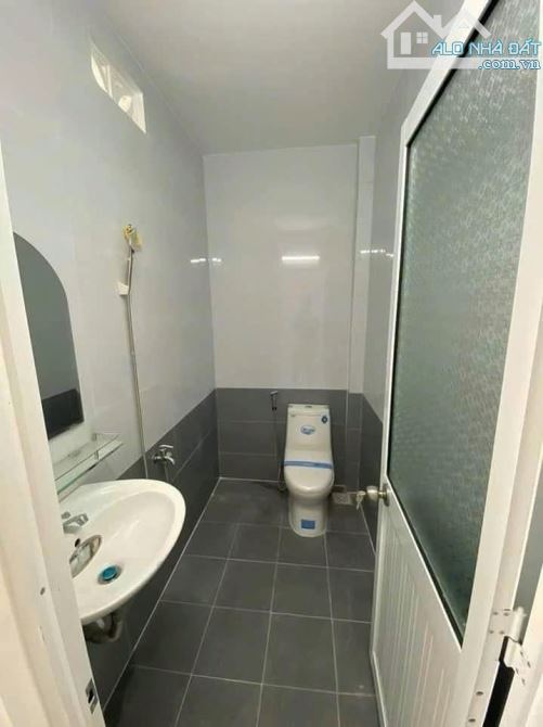 BÁN DÃY TRỌ 4 PHÒNG + NHÀ 1 LẦU MẶT TIỀN TRƯỚC SỔ RIÊNG 1ty200tr - 5