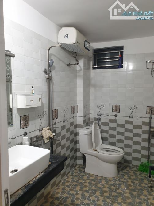 CHO THUÊ NHÀ ĐẸP 3 TẦNG 64M2 NGÕ PHÙ NGHĨA KHU ĐÔNG MẠC GIÁ 4.5TR - 5
