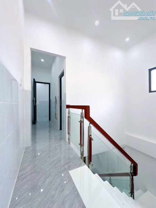 NẮM CHÍNH CHỦ BÁN NHÀ 2 TẦNG HẺM 24 NGUYỄN TRÃI - 5