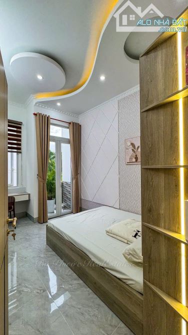 NẮM CHÍNH CHỦ BÁN NHÀ 2 TẦNG HẺM TỔ 3 NGUYỄN VĂN LINH - 5