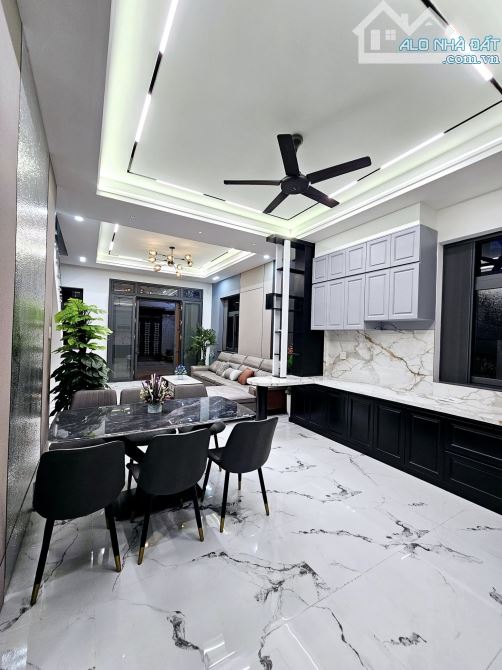 NẮM CHÍNH CHỦ BÁN NHÀ GỐC 3 TẦNG HẺM 86 LÊ BÌNH - 5