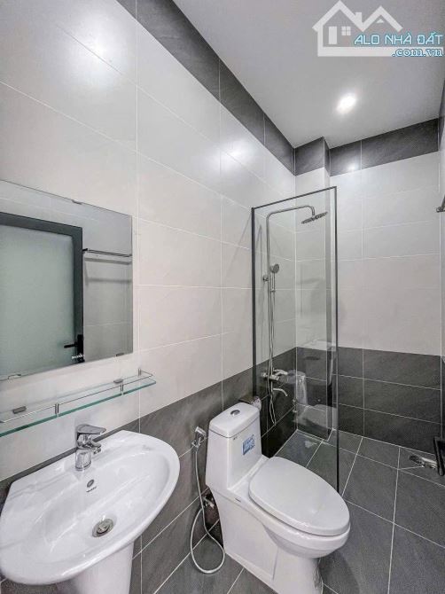 NẮM CHÍNH CHỦ BÁN NHÀ 3 TẦNG PHẠM NGŨ LÃO - 5