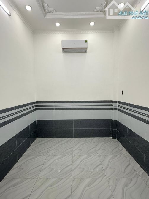 NẮM CHÍNH CHỦ BÁN NHÀ 2 TẦNG KHU DÂN CƯ 3A - 5
