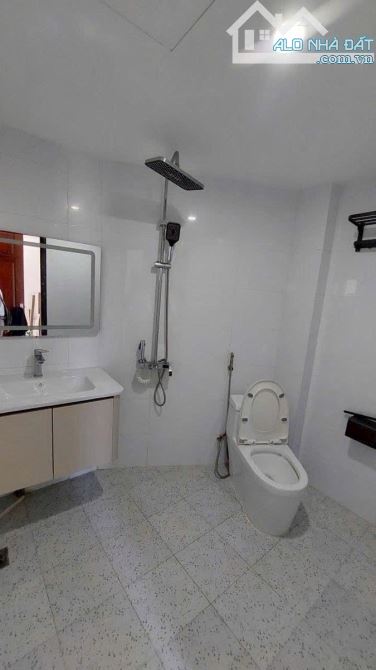 quá Sốc chủ cần bán hạ chào 2 Tỷ  Linh Quang 46m 6 tang 6mt  8.5 tỷ Đống Đa - 5