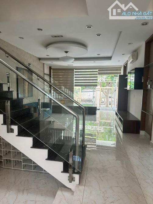 Bán Gấp Nhà Phố 1 Hầm 4 Tầng 100m2(5x20) Ngay Nguyễn Quý Đức,An Phú,Q2 Giá 31,5 Tỷ - 6