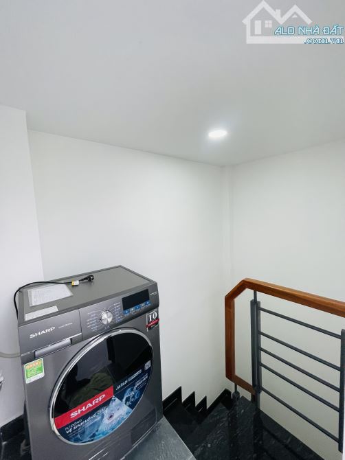 Bán nhà khu phân lô Quận 1- 4 Tầng Mới- Sổ hồng riêng hoàn công đủ- Chỉ 4 tỷ x - 6