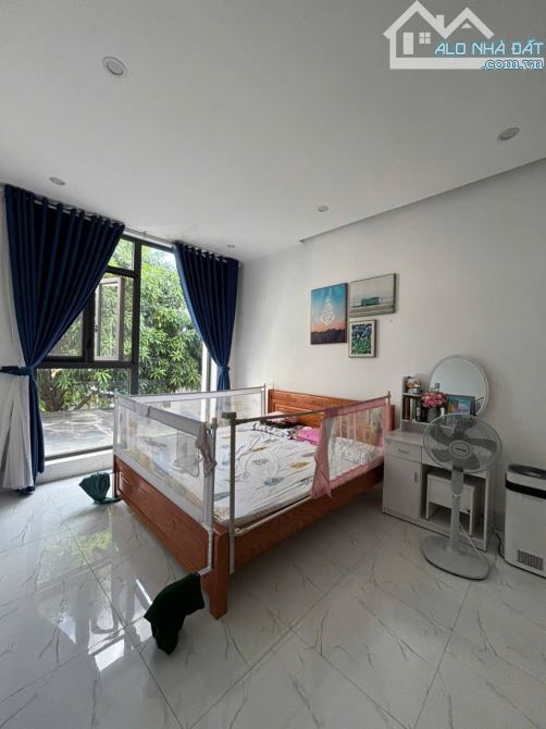 Bán căn biệt thự gia đình 4 PN đường Trần Kim Xuyến - 6