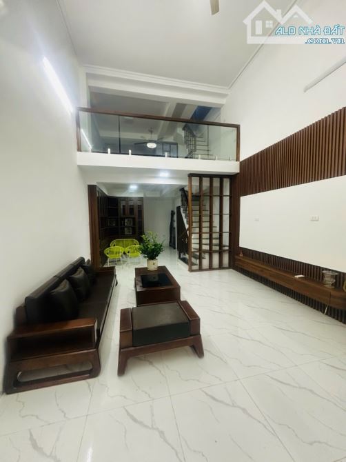 MP HUỲNH THÚC KHÁNG HÀ ĐÔNG Ô TÔ KD SẦM UẤT 45M 4 TẦNG - 6
