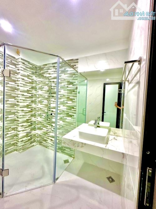 👉NHÀ MỚI ĐẲNG CẤP , 7 TẦNG THANG MÁY - FULL NỘI THẤT CƠ BẢN - NGÕ RỘNG THOÁNG - 6