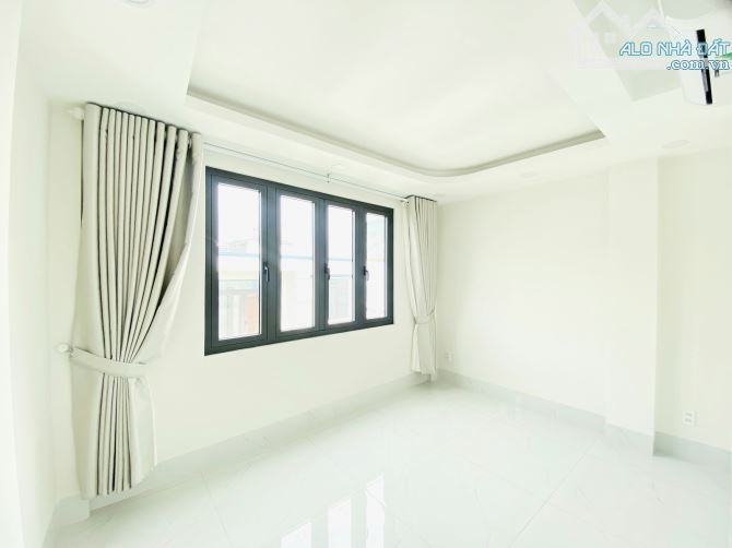 BÁN NHÀ MẶT TIỀN P.1 TRUNG TÂM GÒ VẤP - 50M2- 5 TẦNG MỚI ĐẸP - Ở HAY CHO THUÊ  TỐT- CHỈ 5. - 6