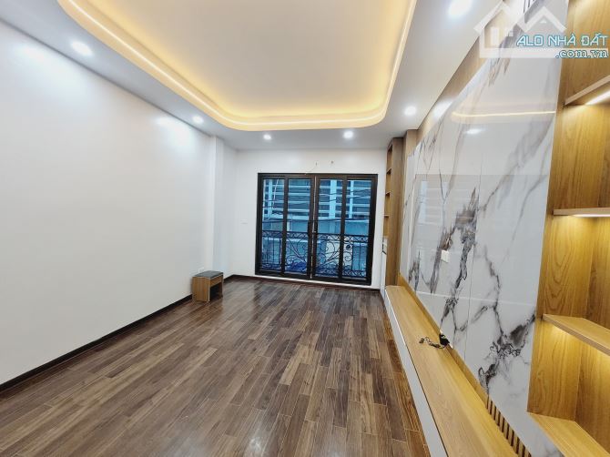 Nhà đẹp 5 tầng – Ô tô đỗ cửa – Kinh doanh cực đỉnh tại Cầu Giấy - 6