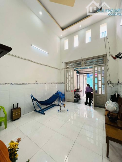Giáp Tân Phú DT: 4x16m 4 tầng BTCT kiên cố, gồm 5PN, 3WC, có phòng ngủ trệt tiện lợi🔥 - 6