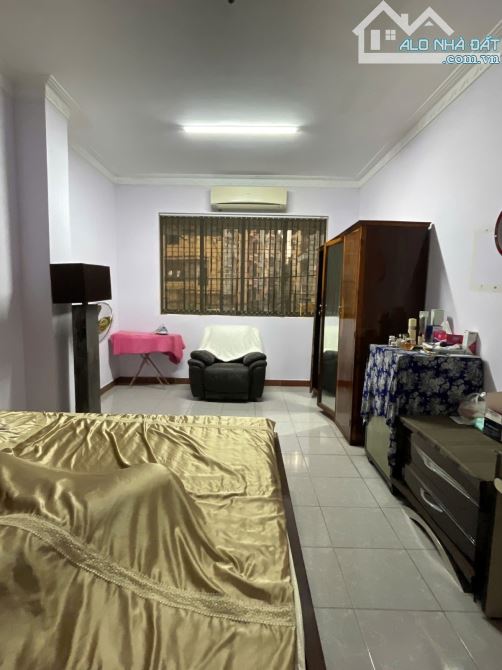 Bán nhà Quận 10 - khu phân lô - 109m2 - ngang 6m - 3 tầng - xe tải quay đầu - 6
