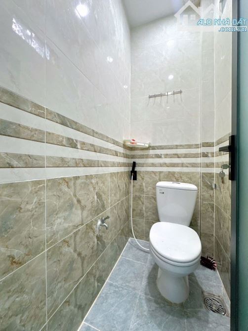 NẮM CHÍNH CHỦ BÁN NHÀ 2 TẦNG HẺM 24 NGUYỄN TRÃI - 6