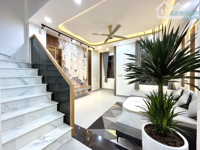 BÁN NHÀ XÂY MỚI 3 TẦNG - Ô TÔ ĐỖ CỬA - Đ. NGÔ ĐỨC KẾ, BÌNH THẠNH - 51M2 (4.8x11) - 8.3 TỶ - 6