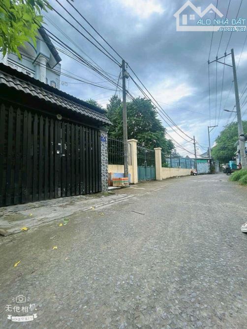 NHÀ 2 TẦNG BTCT SIÊU ĐẸP, 68M2, HẺM XE HƠI, GẦN CHỢ HÓC MÔN, ÔTÔ NGỦ TRONG SÂN, 3.95 TỶ TL - 6