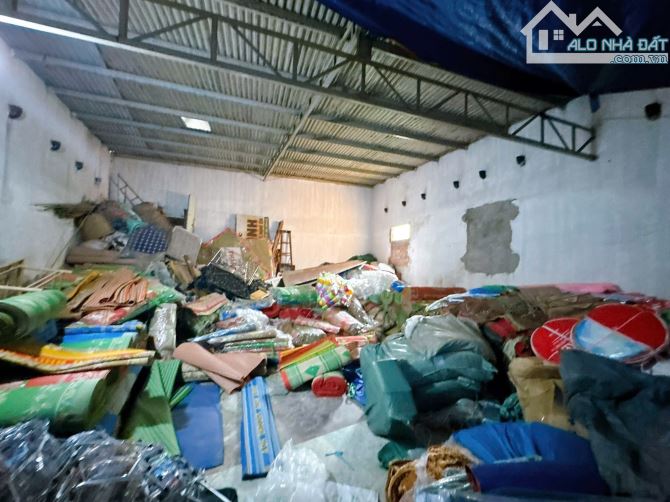 Bán đất tặng nhà kho 183m2 thổ cư 100% gần chợ đầu mối Tân Biên Biên Hòa  3tỷ990 - 6