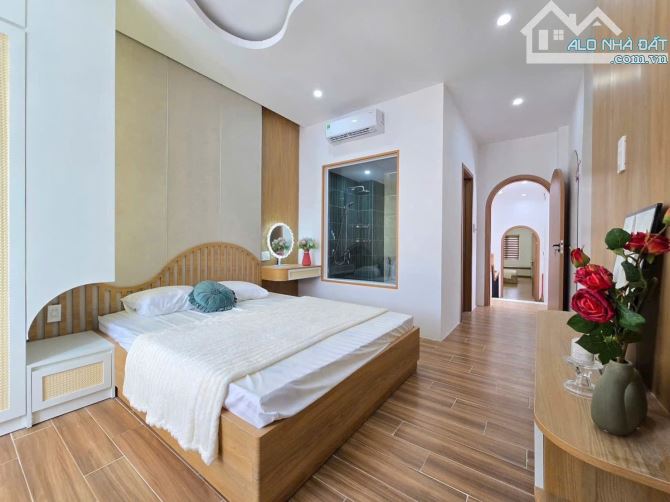 🏠 Bán homestay 4 tầng hồ bơi đường tô tô tránh nhau gần biển Mỹ Khê. Phước Mỹ. Sơn Trà. Đ - 6