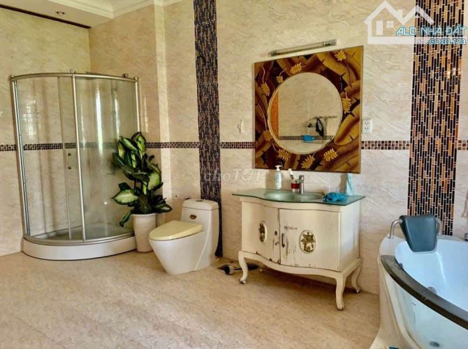 Bán ViiLa,Lê Quang Định,P,11,Bình Thạnh(9mx30m) 4 Tầng,Giá bán;34 Tỷ 5,Giá chỉ 128tr/m2 - 7