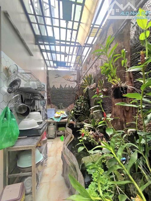 BÁN BIỆT THỰ 4 TẦNG P. TÂN PHONG, QUẬN 7, 7M x 18M, 28 TỶ - 7