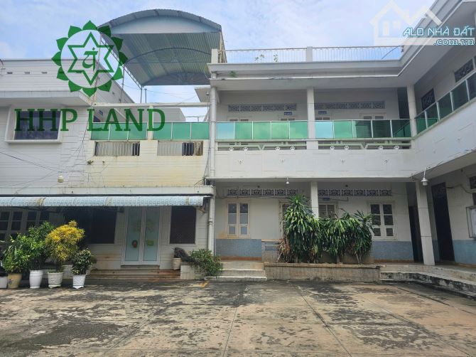 Cho thuê mặt bằng 30m mặt tiền đường CMT8, view sông Biên Hòa - 7