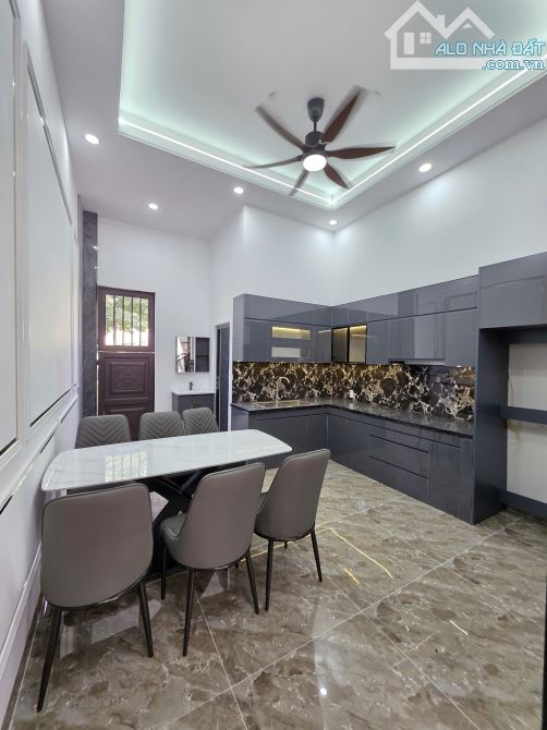Bán nhà mới 1T2L 4x15m, đường D2 KDC Icon Central p.Tân Đông Hiệp, full nội thất - 7